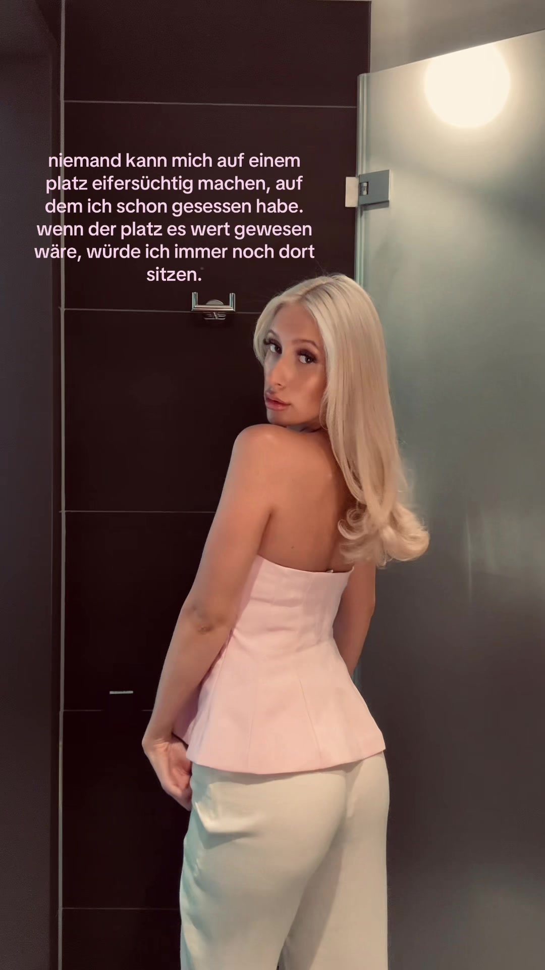 @ciaracollien