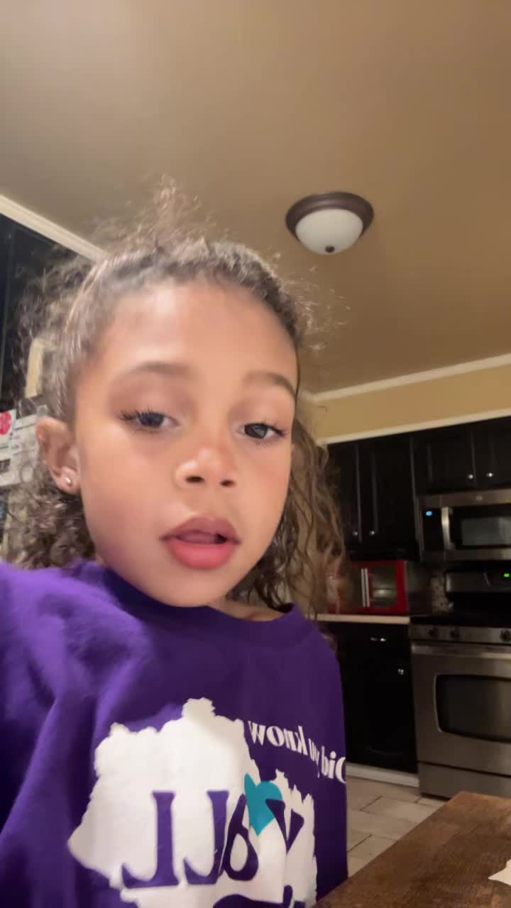 @alexislaw08