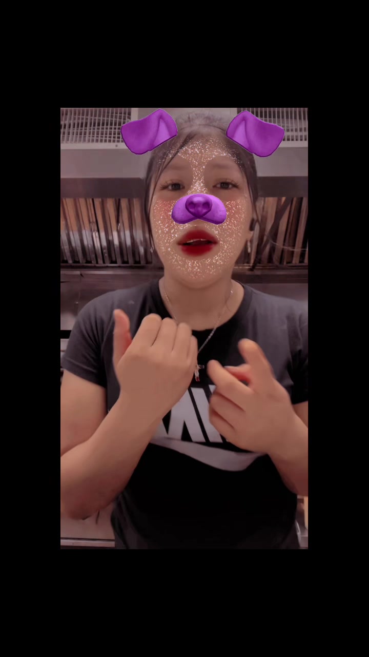 @LA CHAPINA 502 LA MERA 🍃🧸🥀