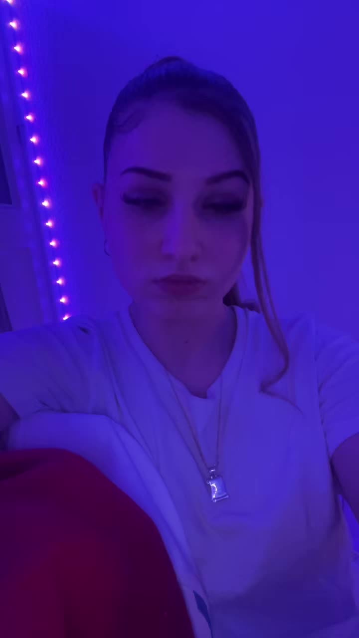 @4real.shh