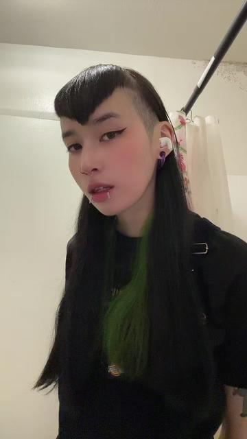 @Vampira