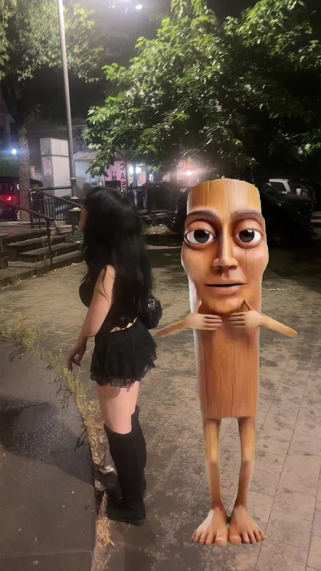 @️