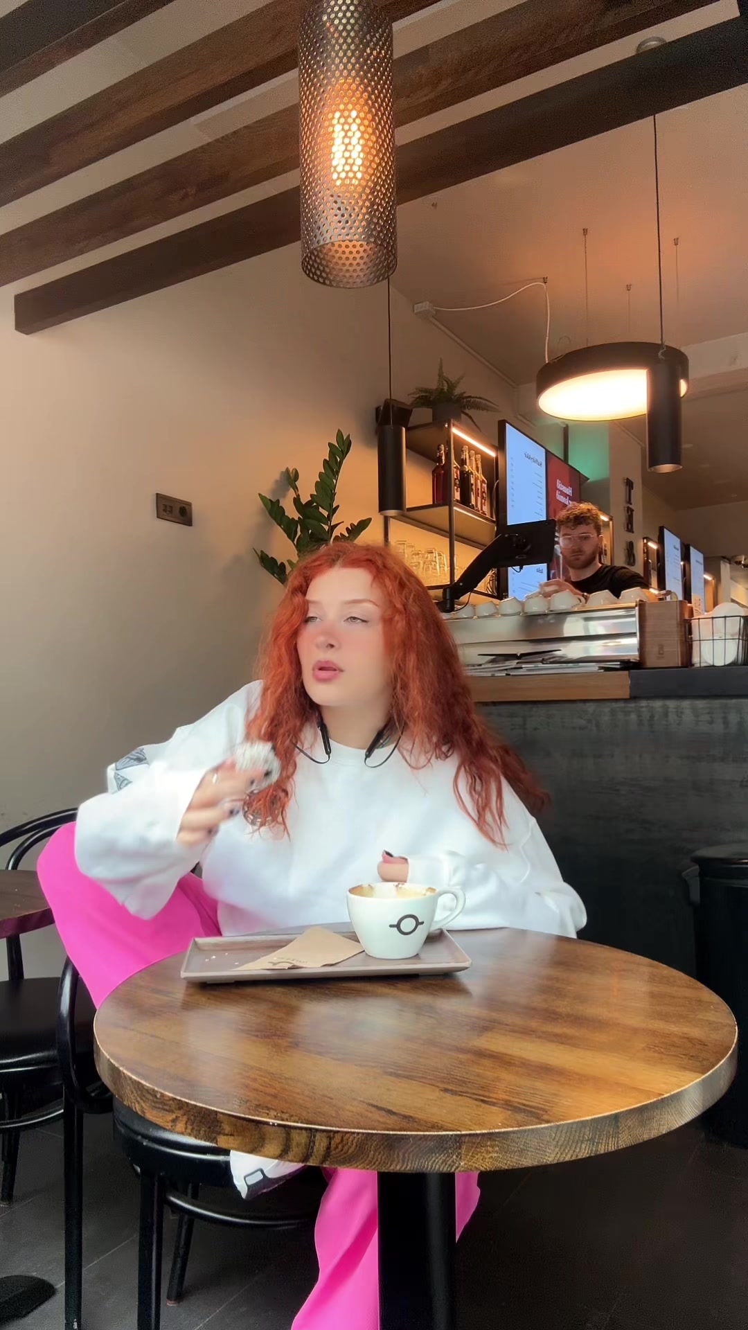@RoxyJ🩻