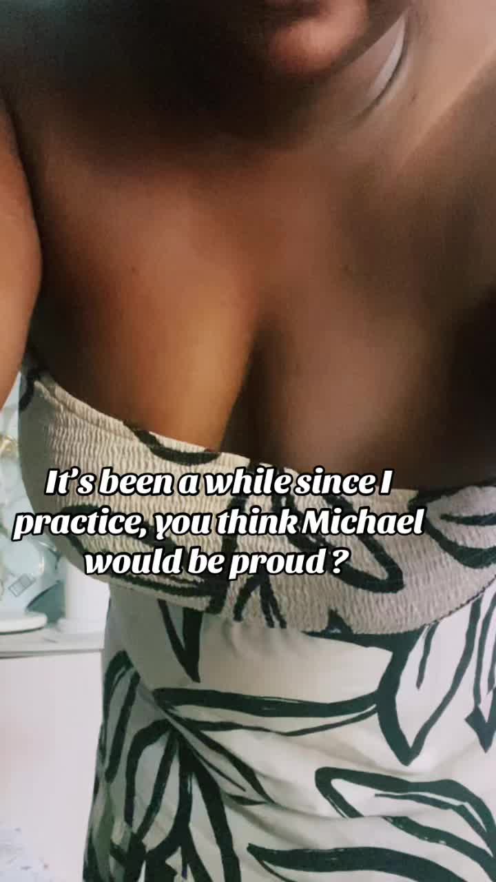 @ItslarvaMarva
