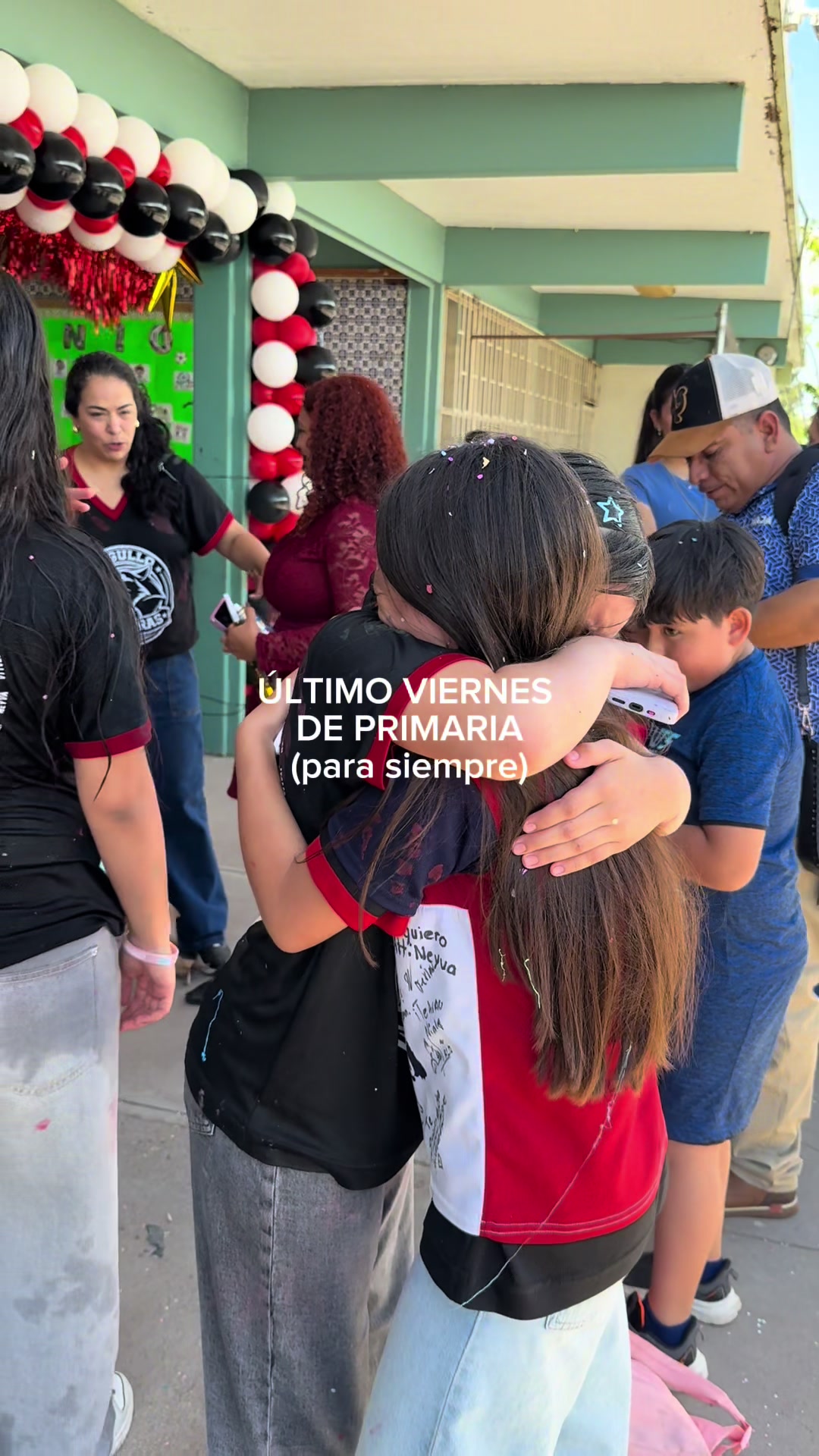 @Nia Mora