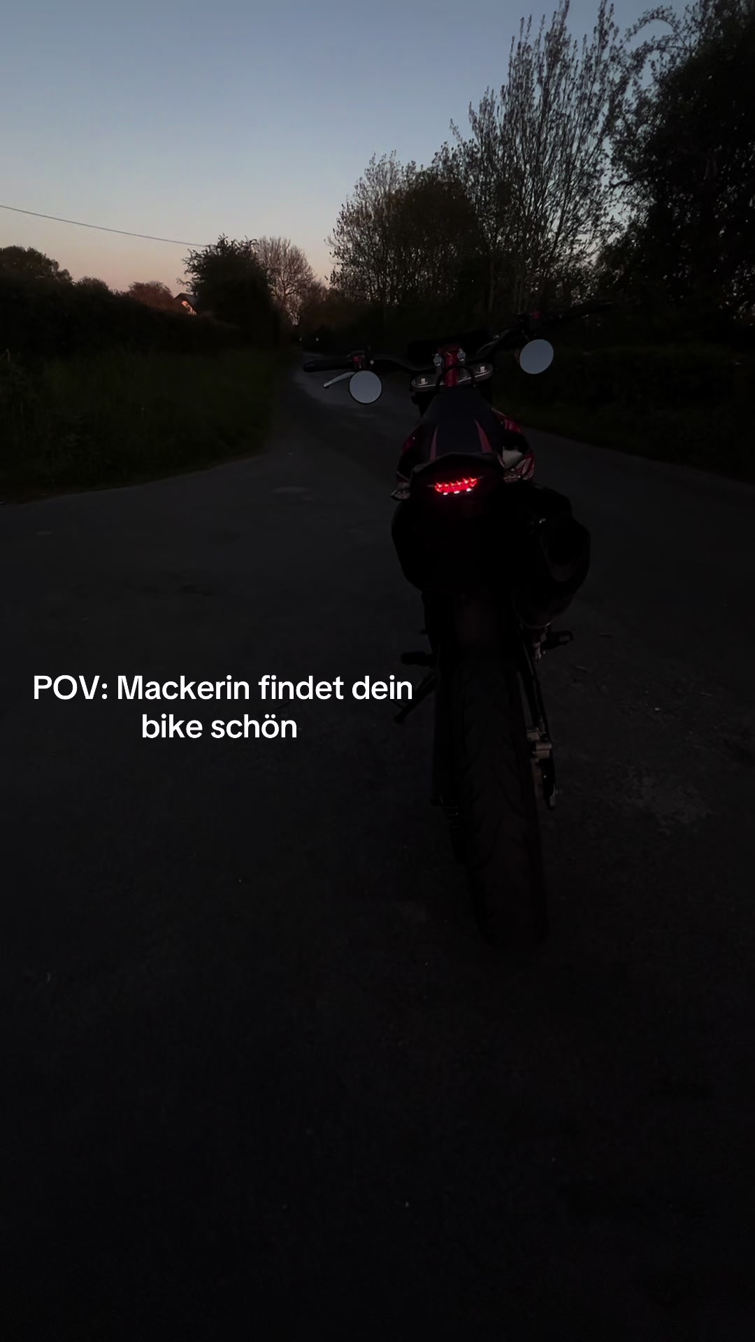 @𝟙𝟡𝟘𝟚