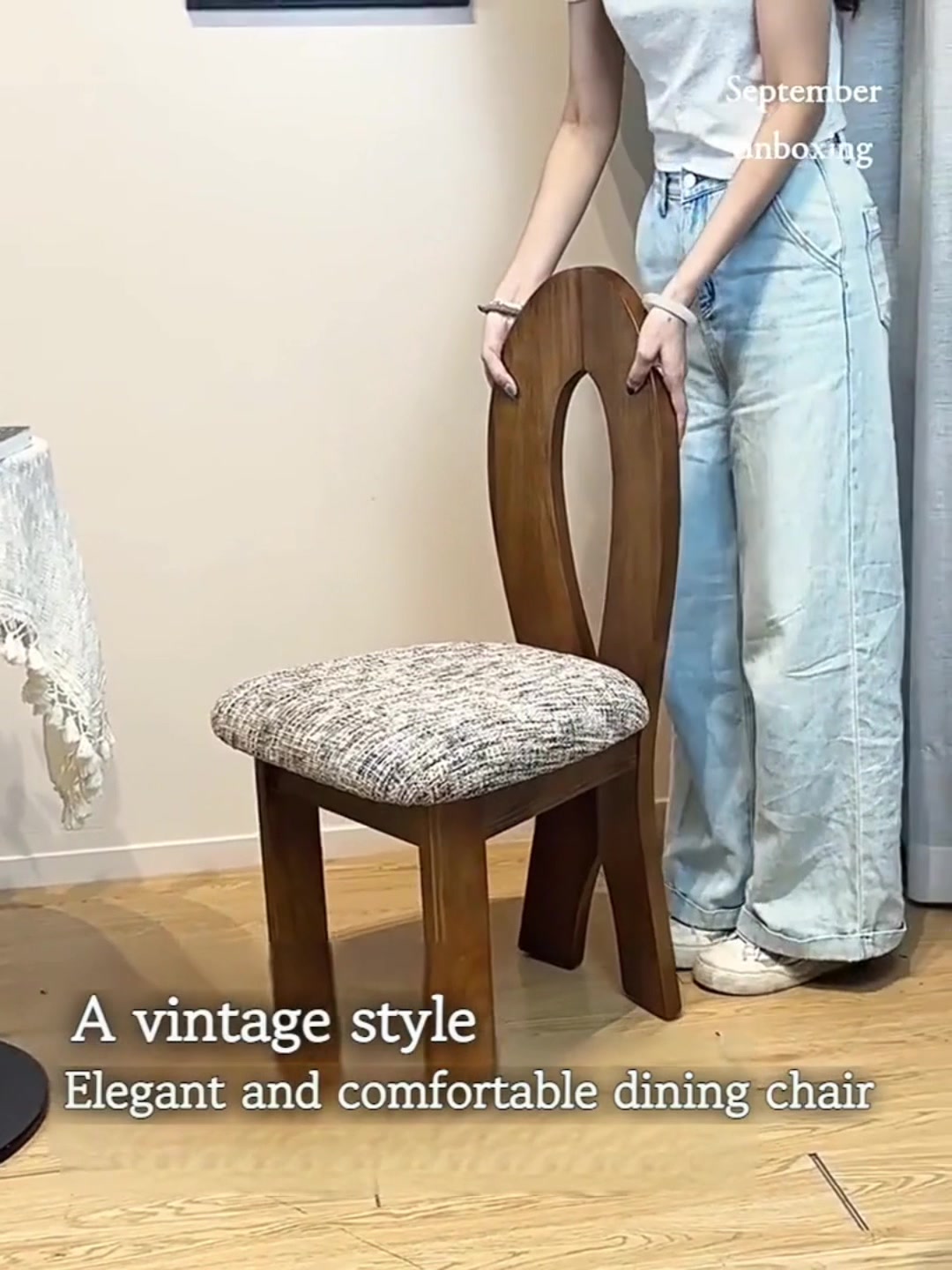 @Yoli's Chair