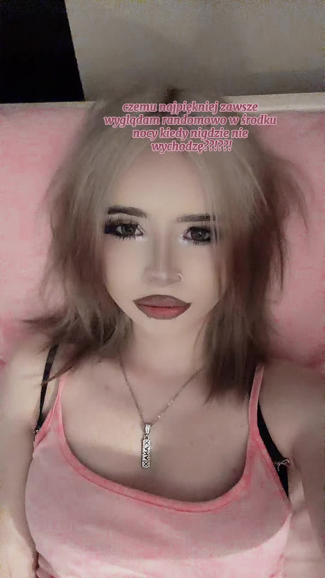 @oliwka &bull; ig: oljifka