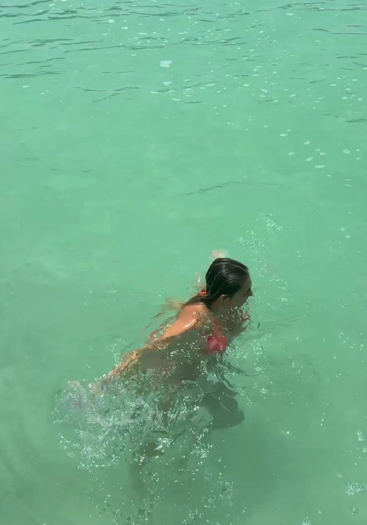 @tatiezelman