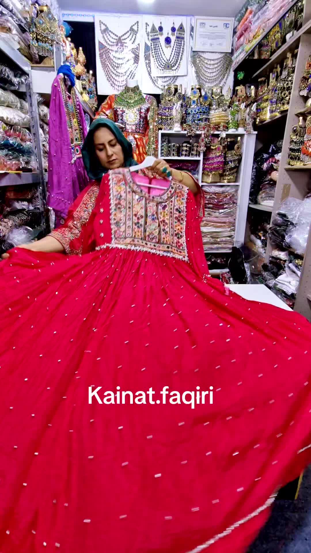 @Kainat_2