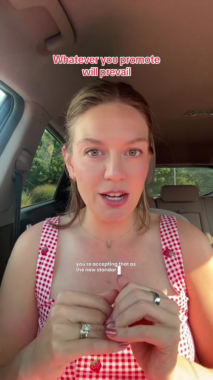 @Courtneyyaps ☀️