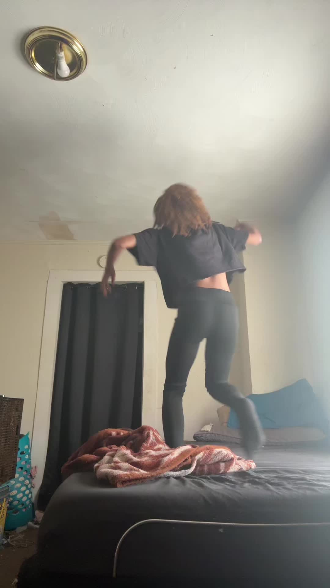@LEAHBOO