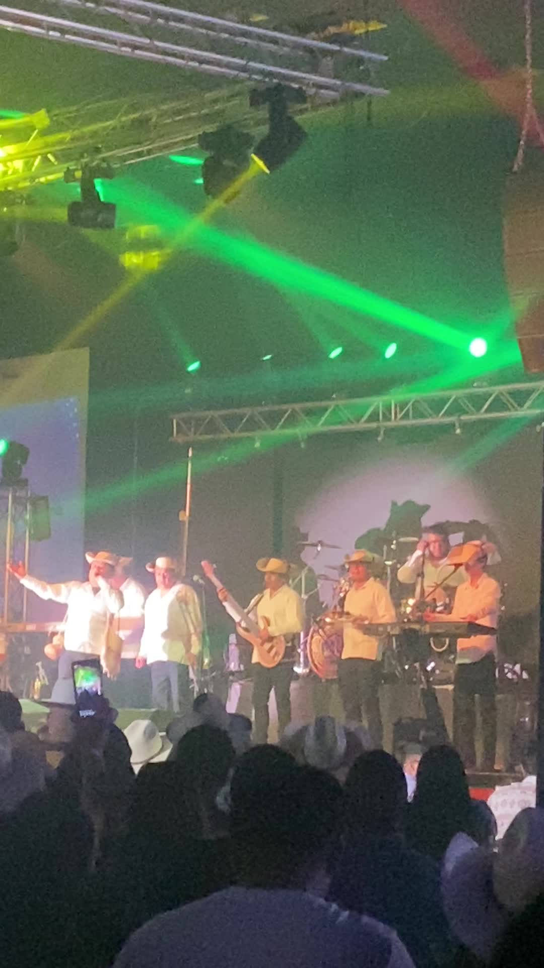 @Diana Lujan