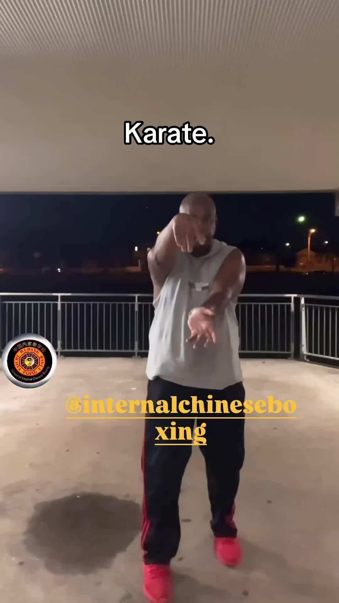 @Twitch-Taileons