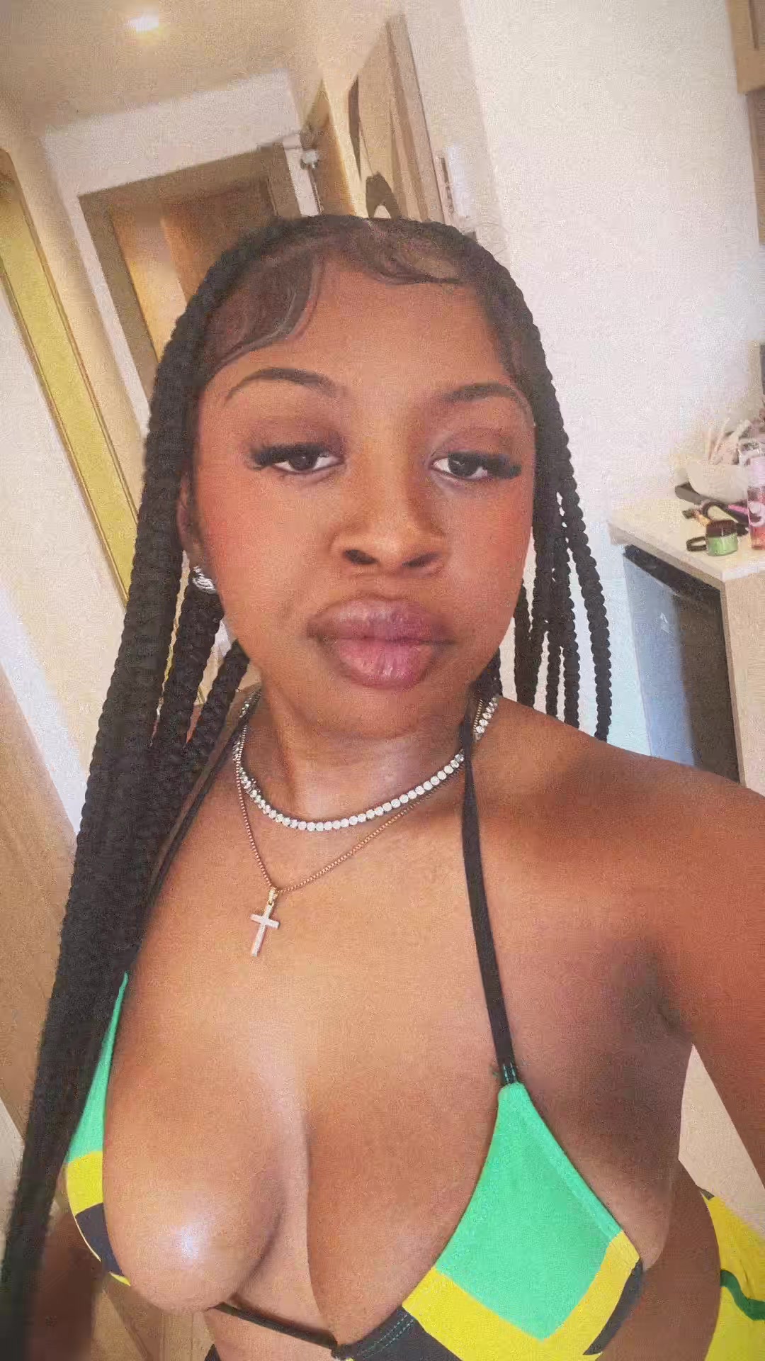 @kayara