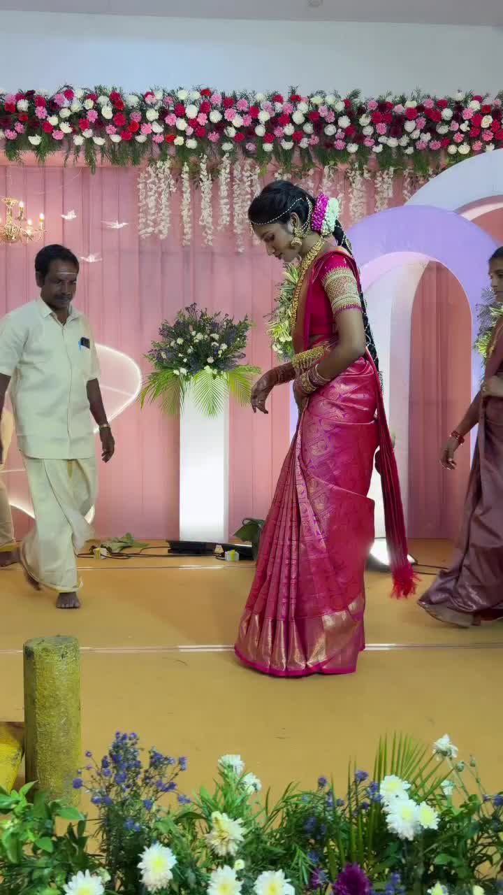 @VAISHNAMI 💖💖