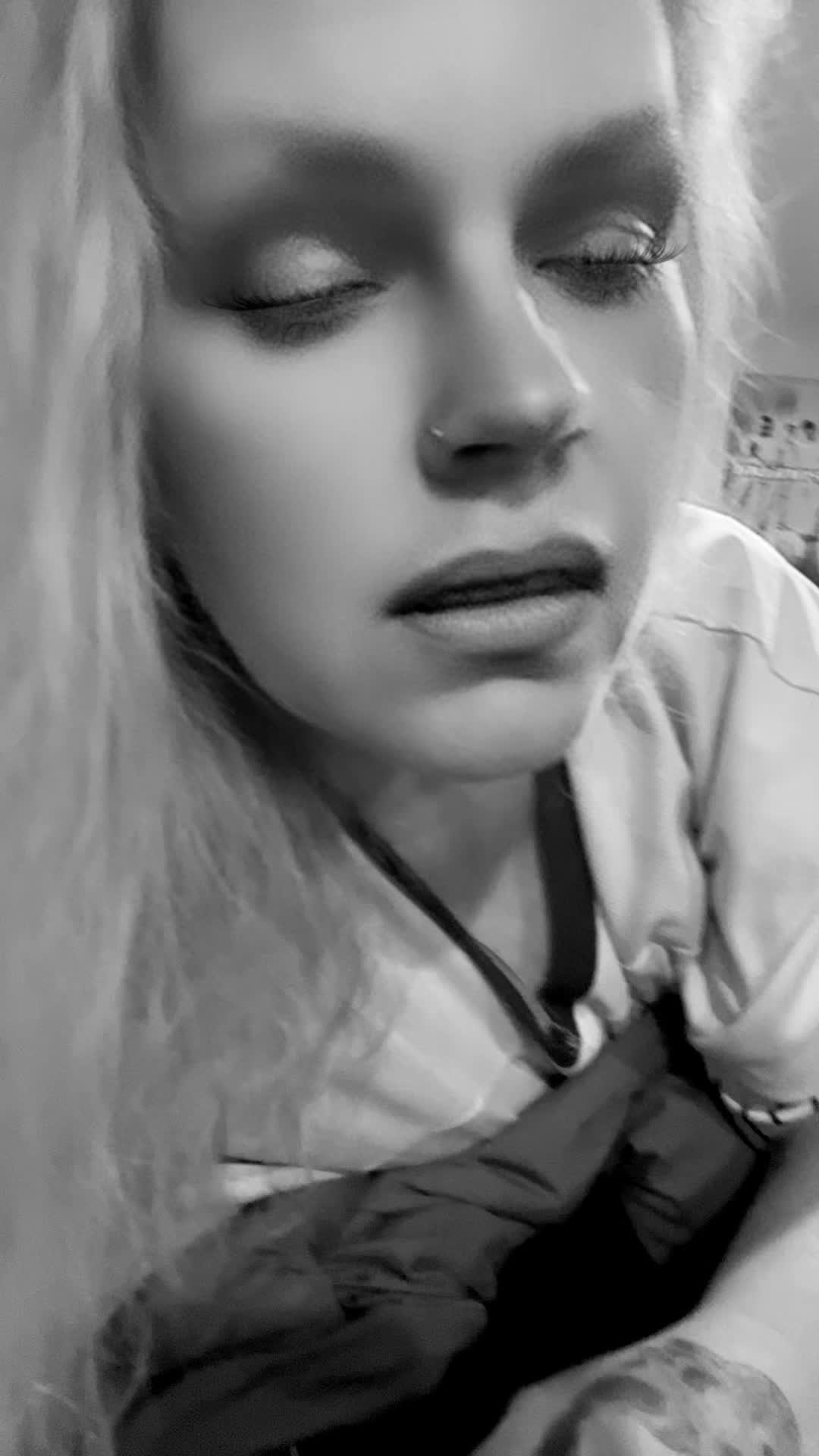 @Rachell Hoffard 🖤🩶🧿🪬🩶🖤
