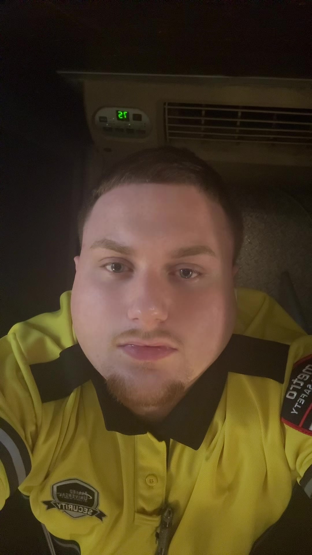 @dvņņy