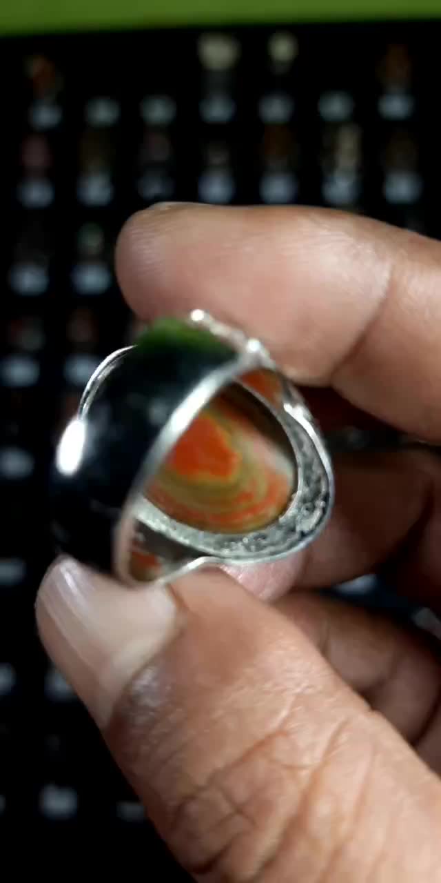@dhutaakik