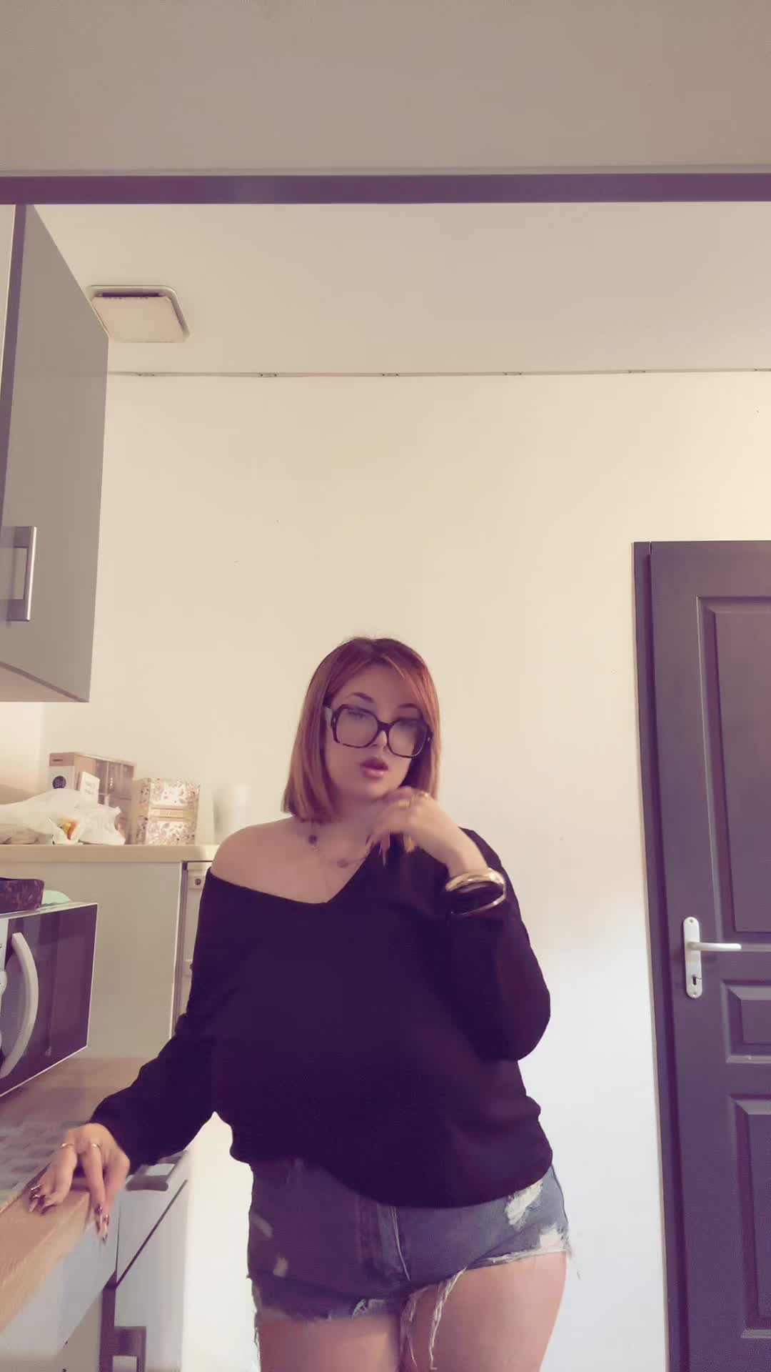 @𝐂 𝐞 𝐥 𝐲 𝐧 𝐚 💎