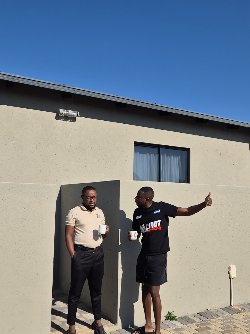 @Tanaka Dube📍🇿🇦