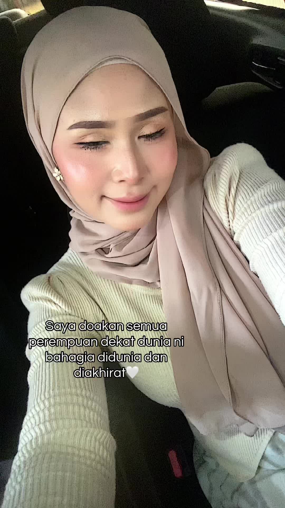 @🕊️
