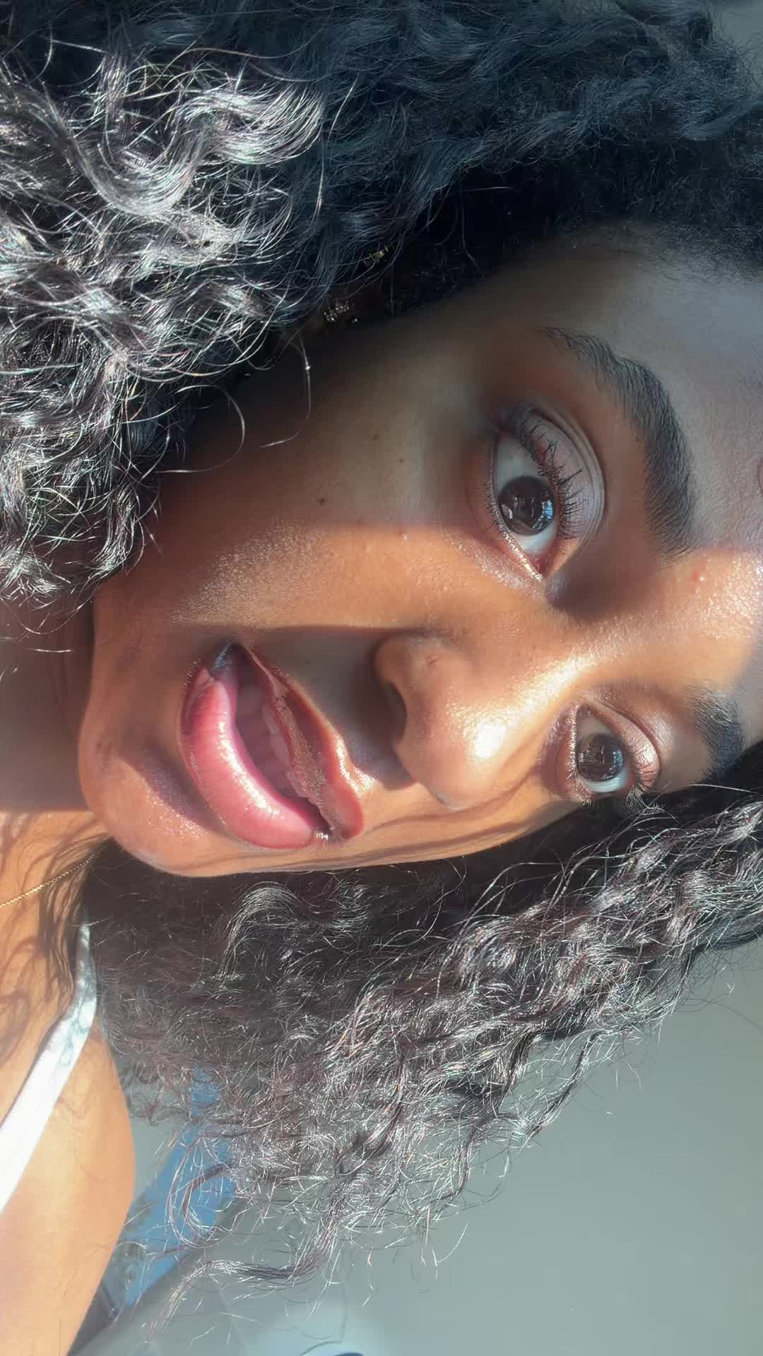 @thegirlwiththekindeyes