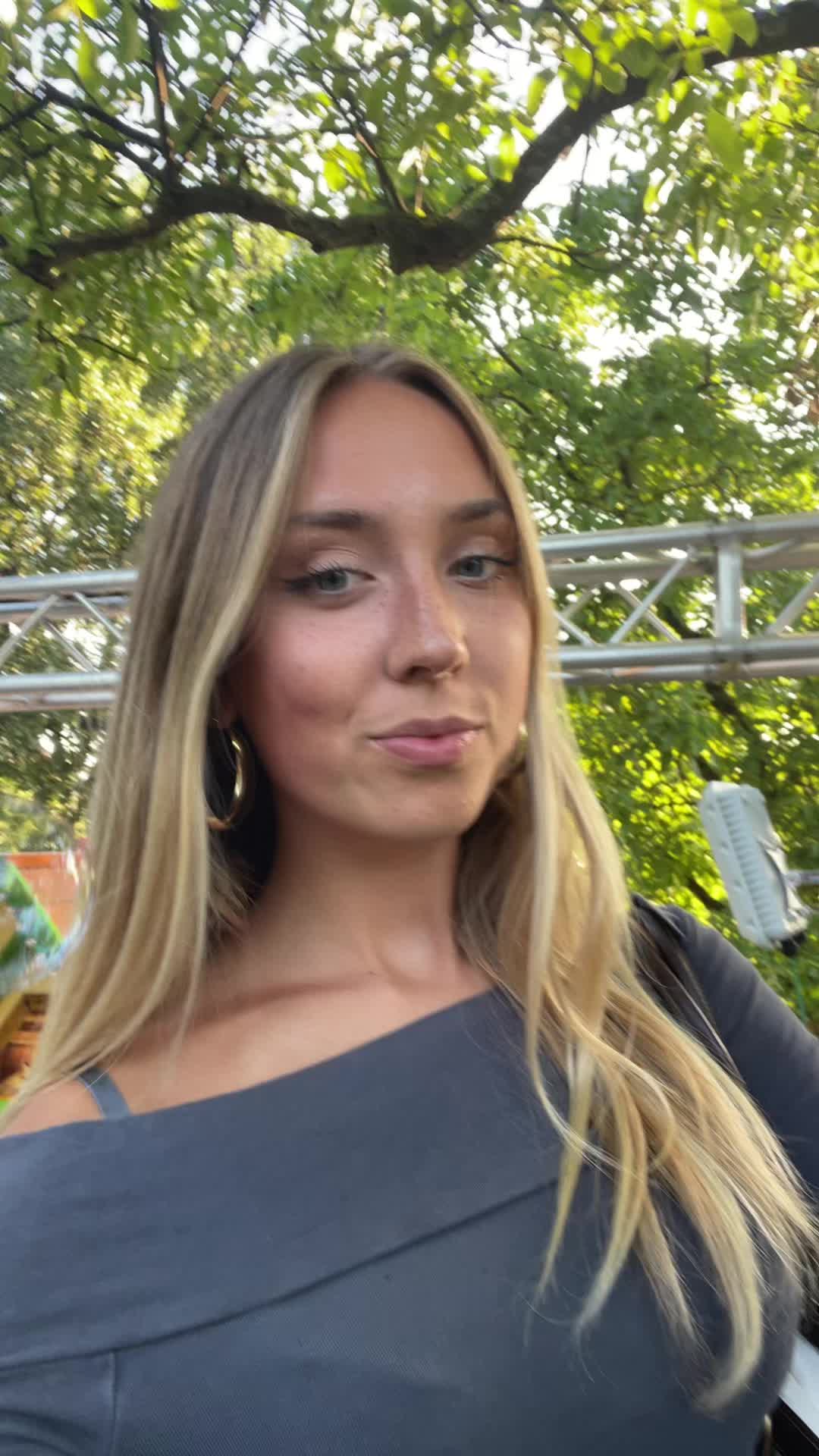 @coralie