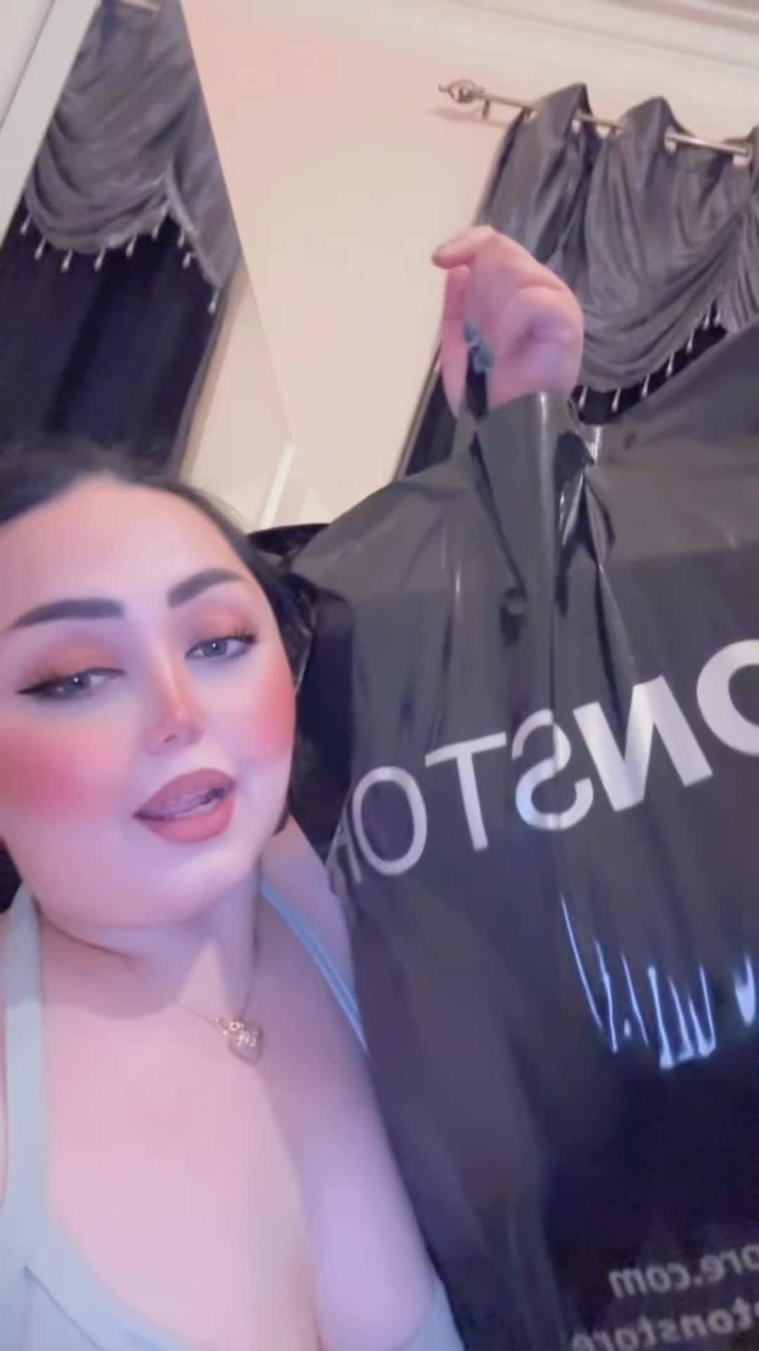 @melissa141595