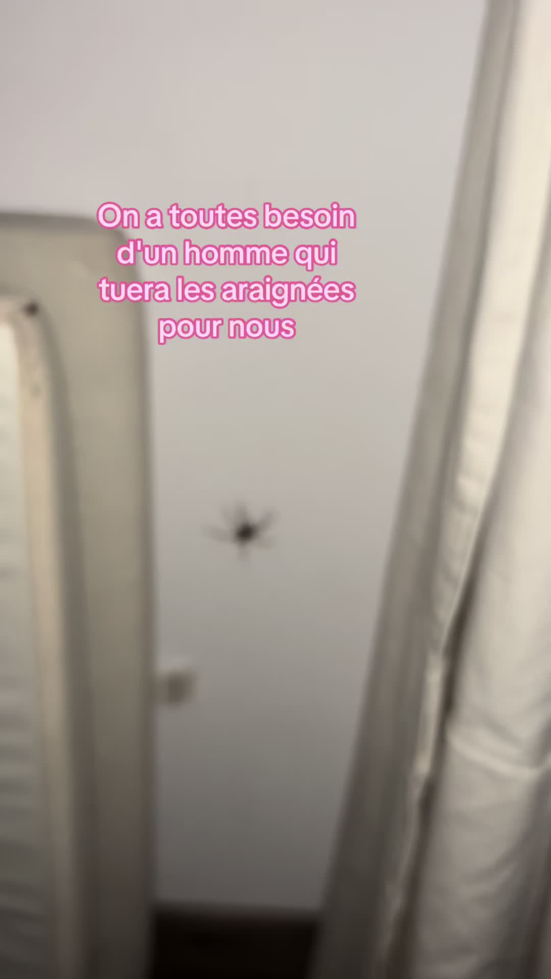 @𝐩𝐫𝐢𝐯
