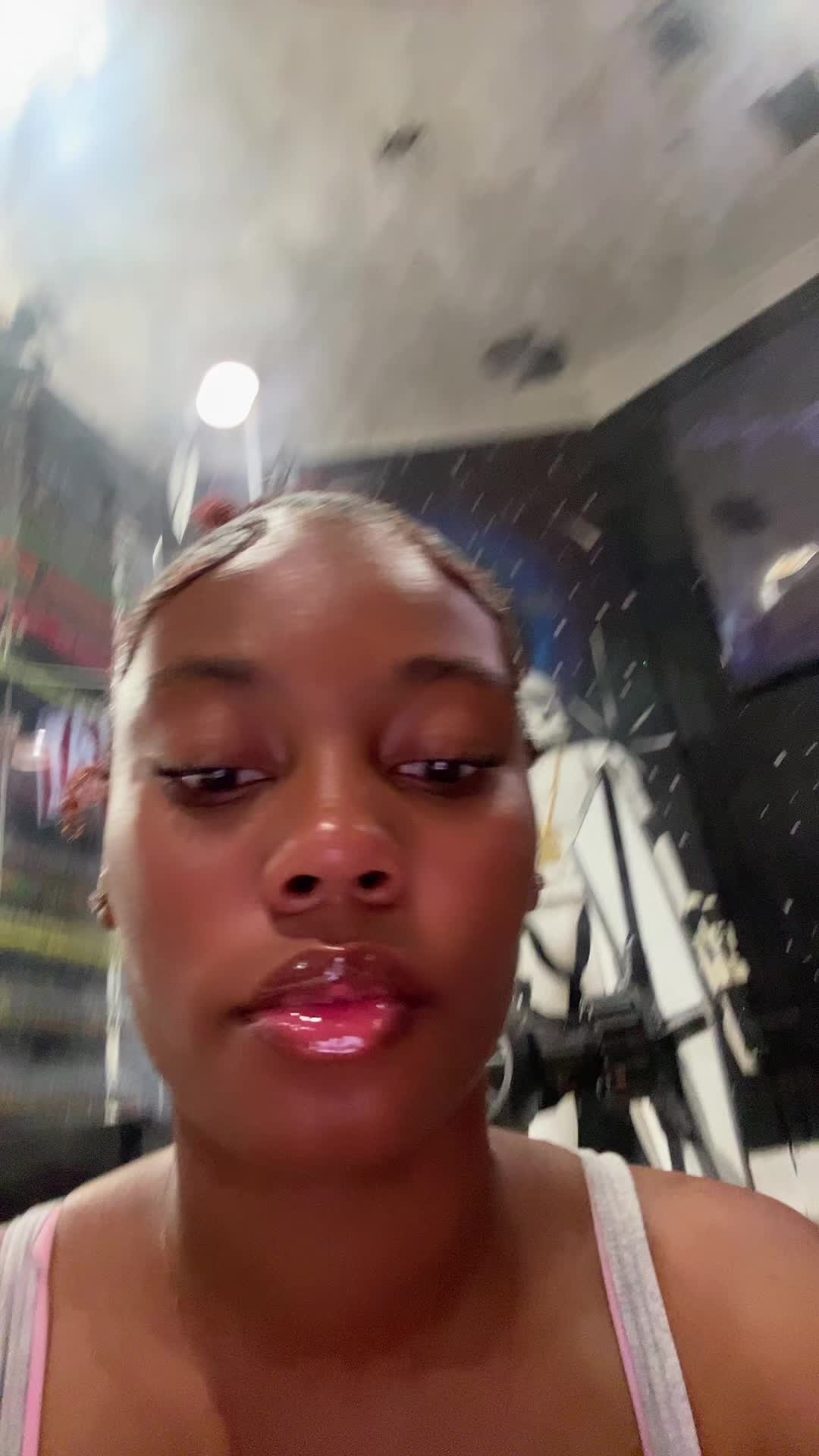 @Fefe🌺