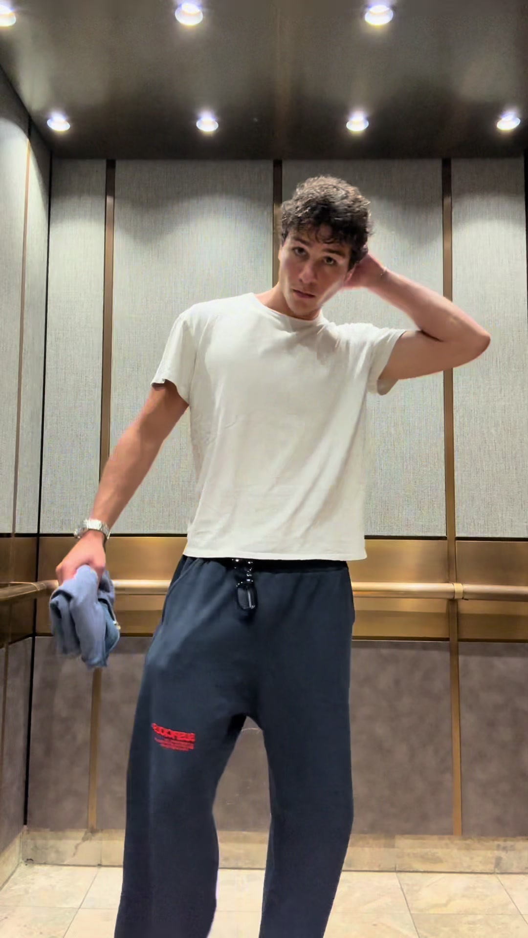 @notmatteoooo