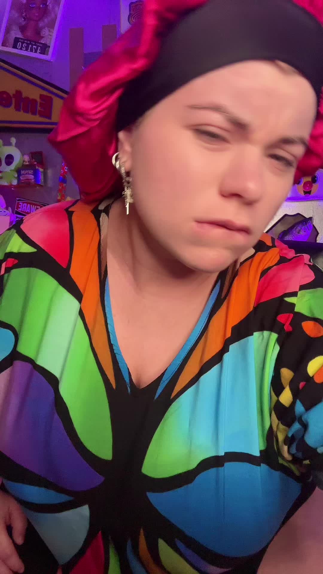 @🌈Sabrina Banks 🦝