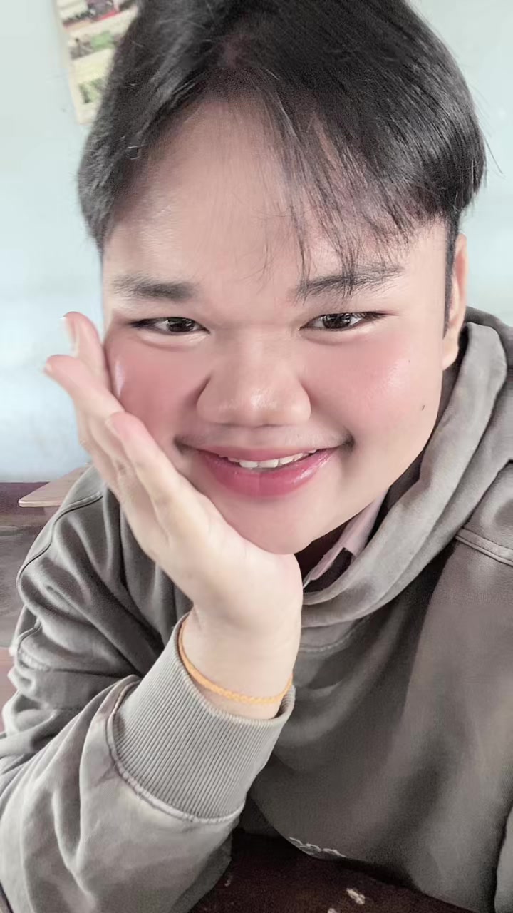 @Zuzy t narak ngaiii🤗