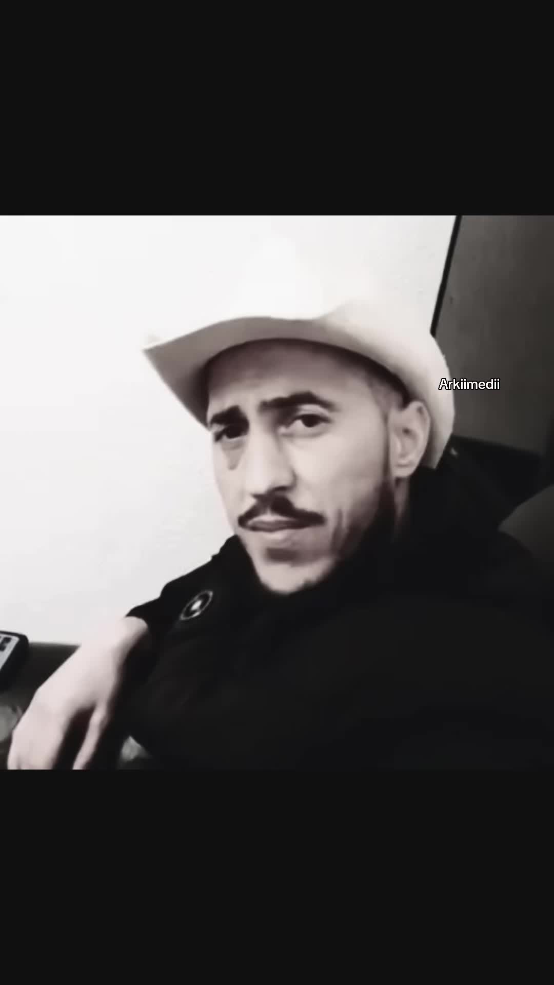 @Arkiimedii