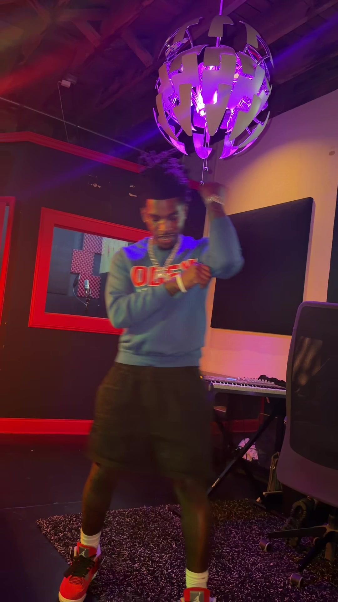 @plugbro