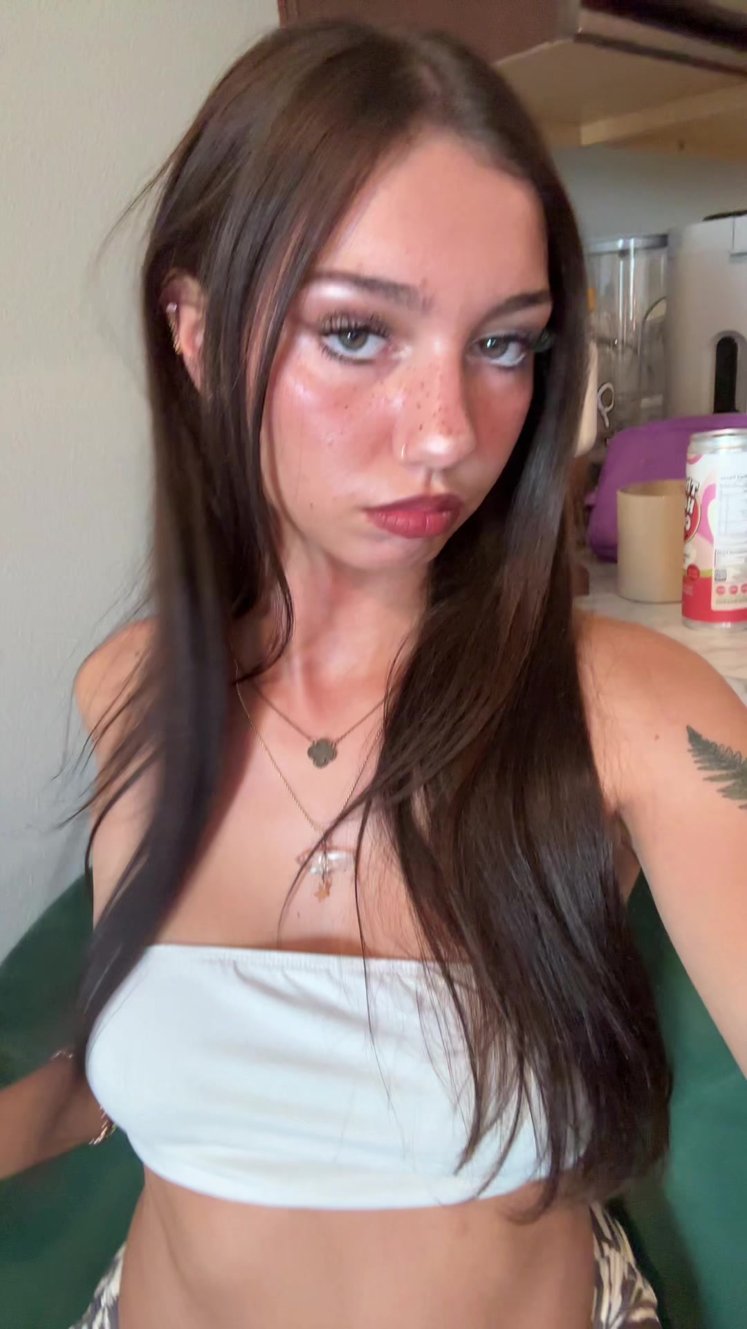 @adelina