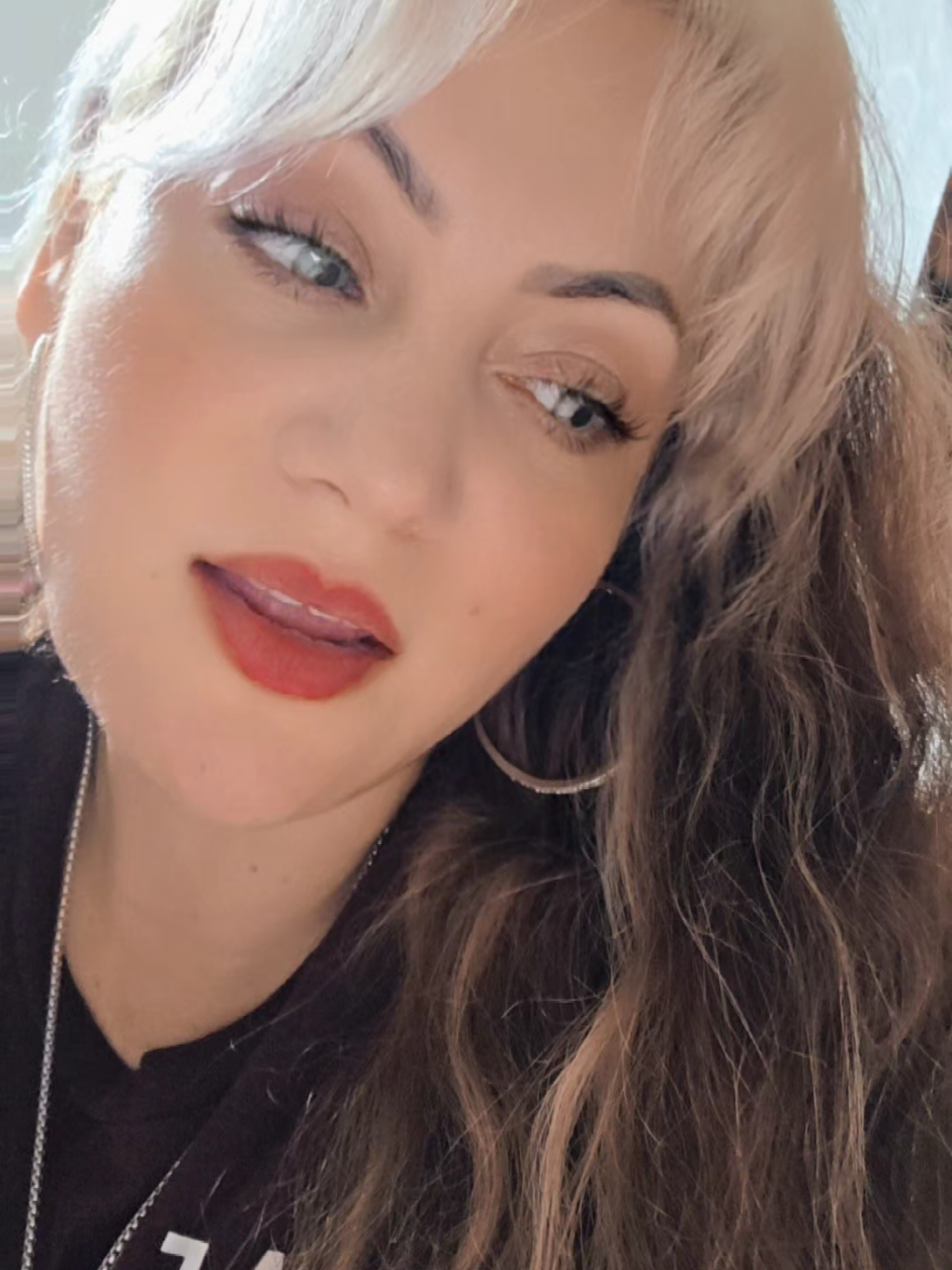 @𝒲𝑒𝑅𝒶 𝐿𝓊𝓏 𝒟 𝐿𝓊𝓃𝒶 ✨️