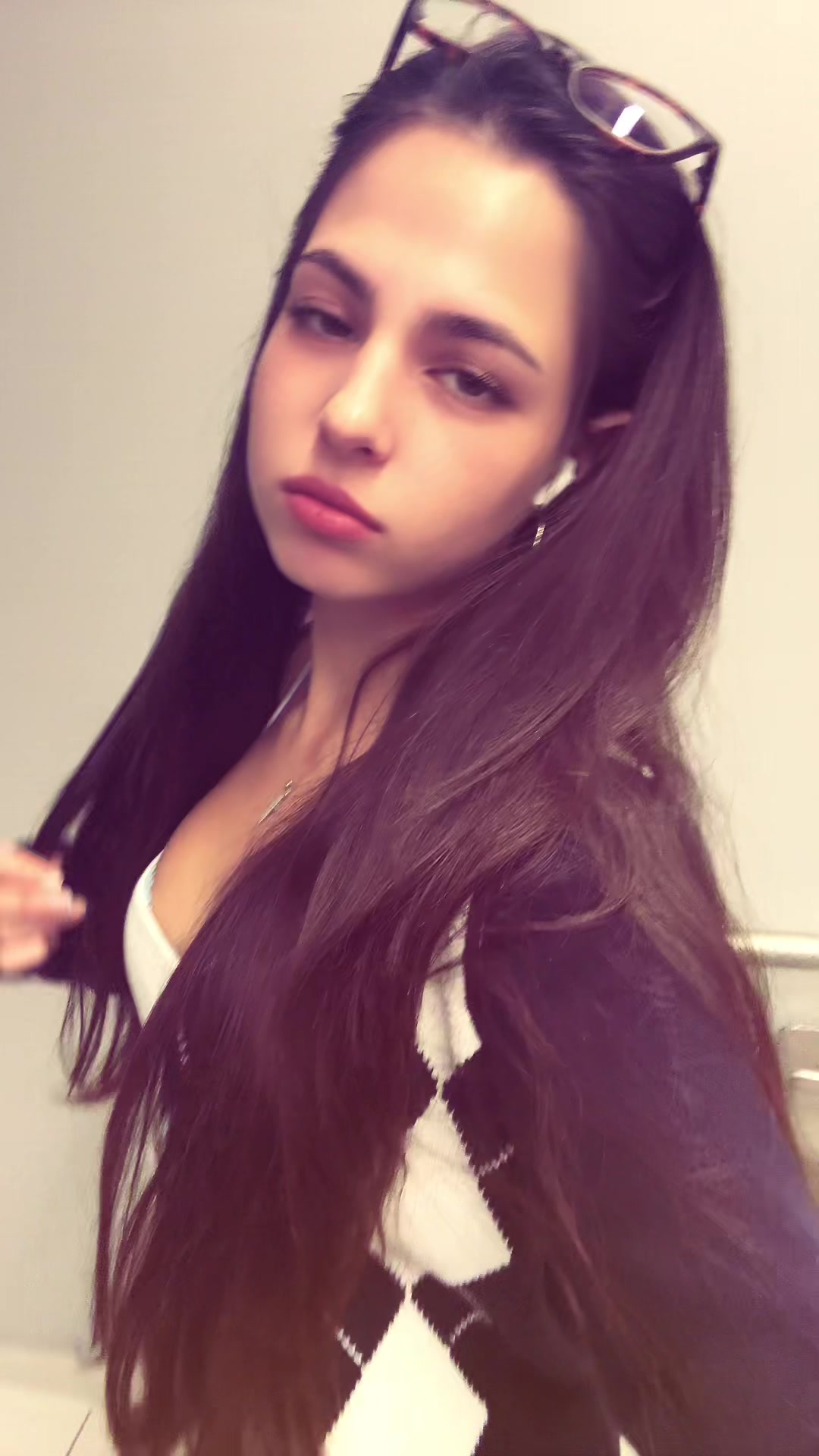 @ava_larcome