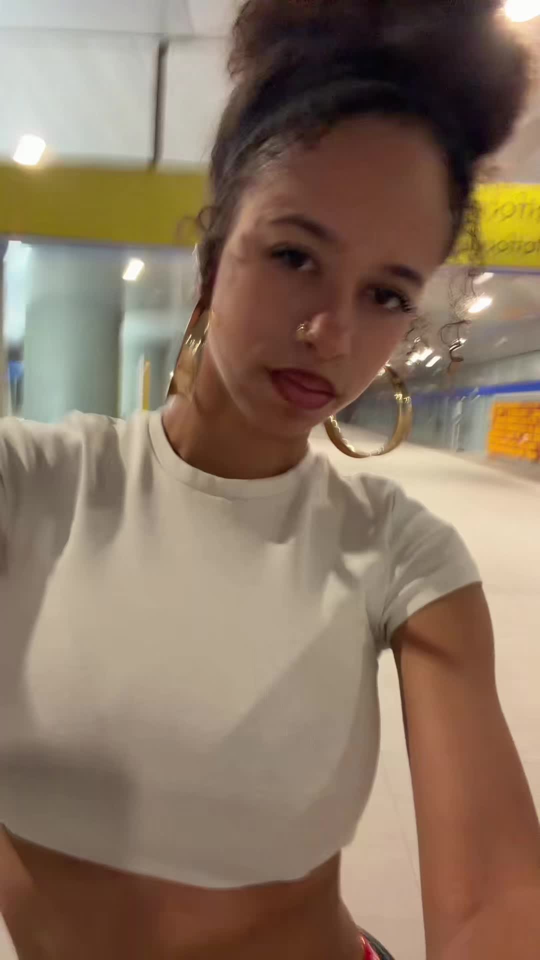 @sha ๐ธ๐จ