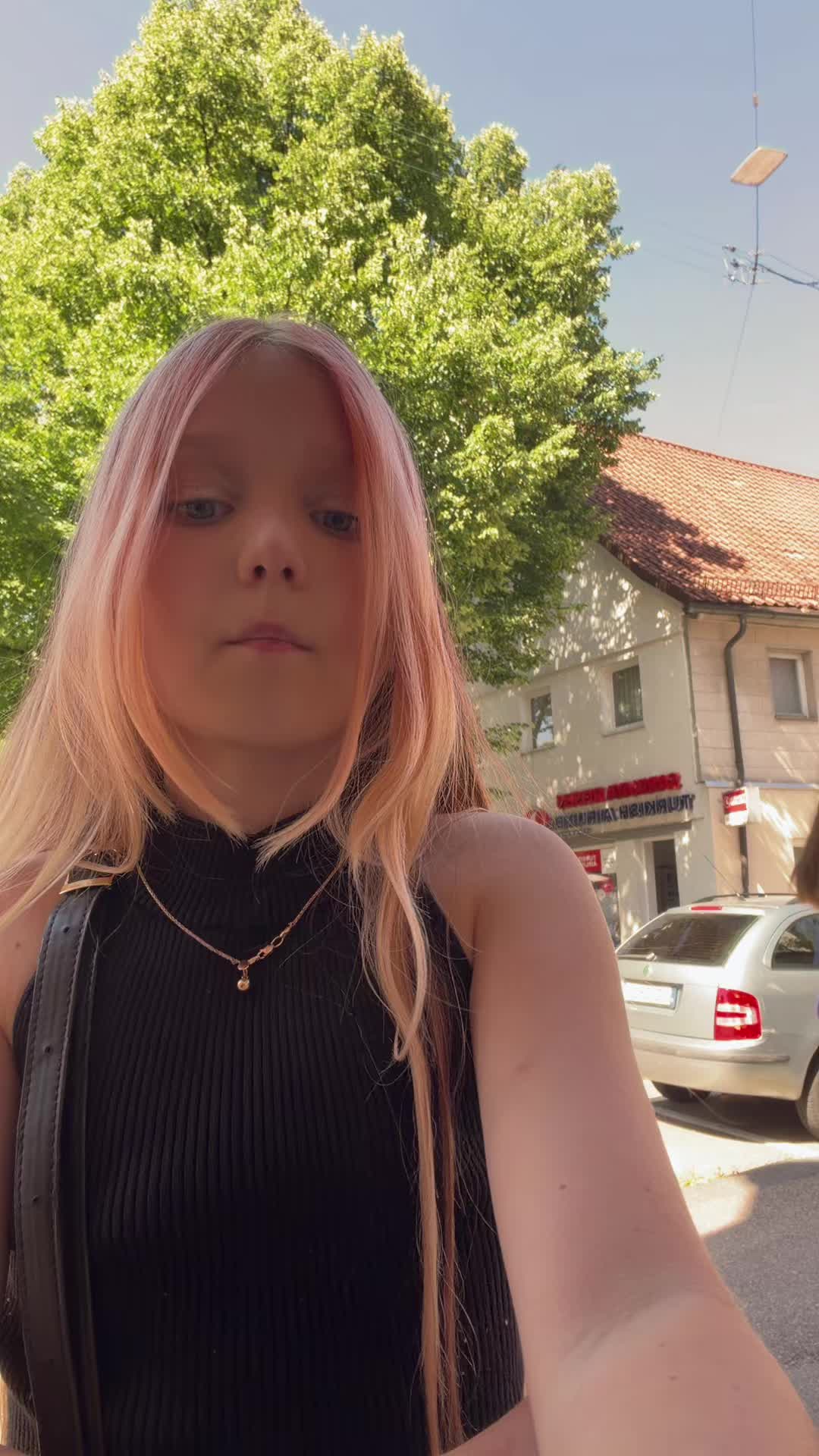 @Карина
