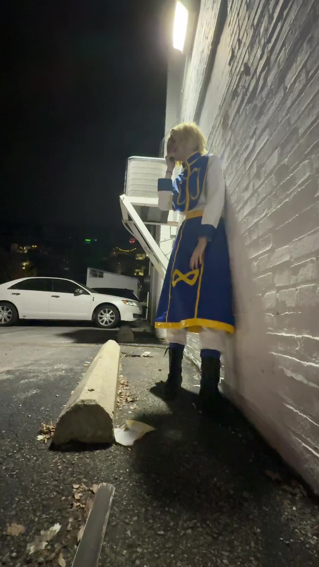 @<3