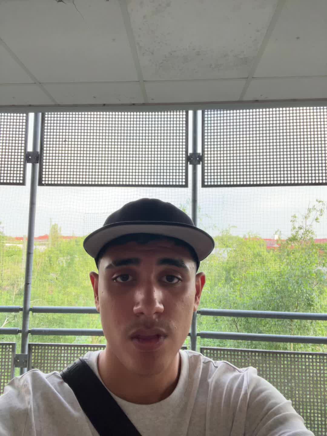 @๐
