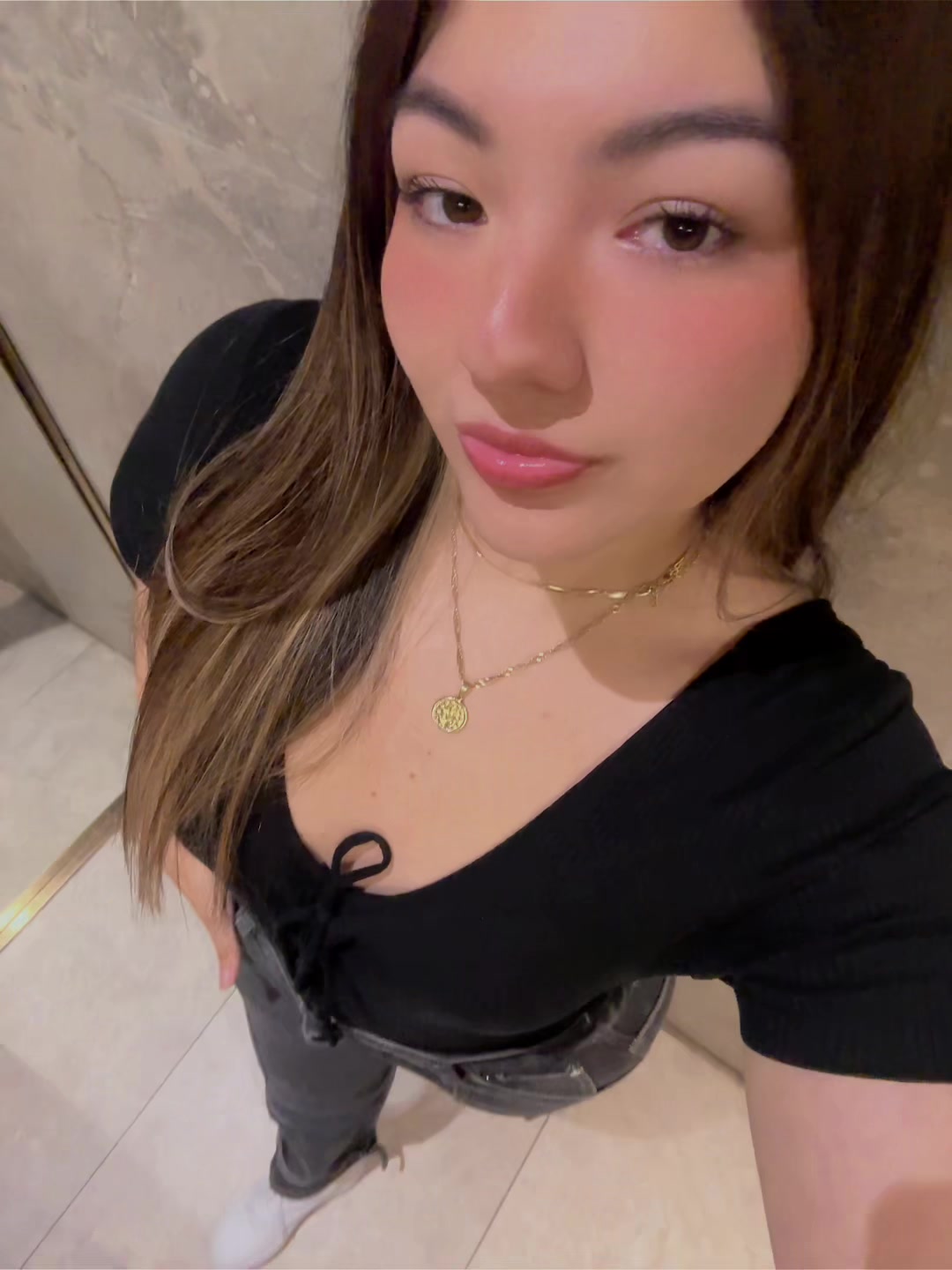 @Lu