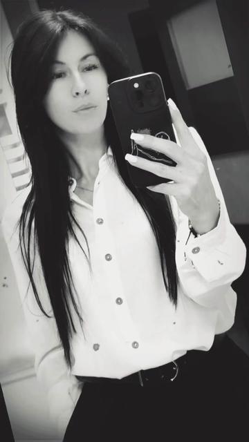 @Alla);Krawczyk