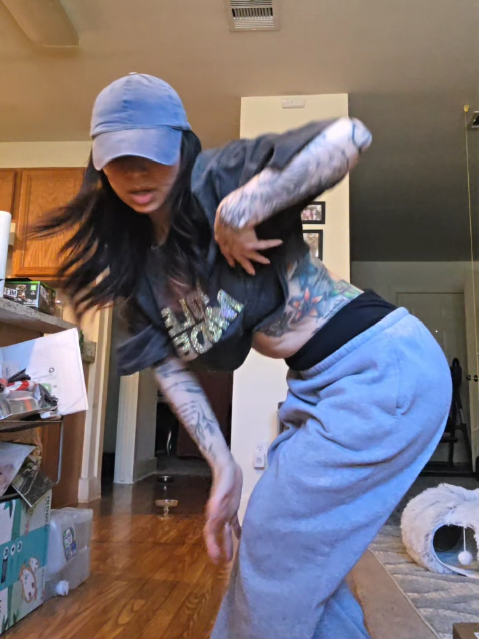 @karina