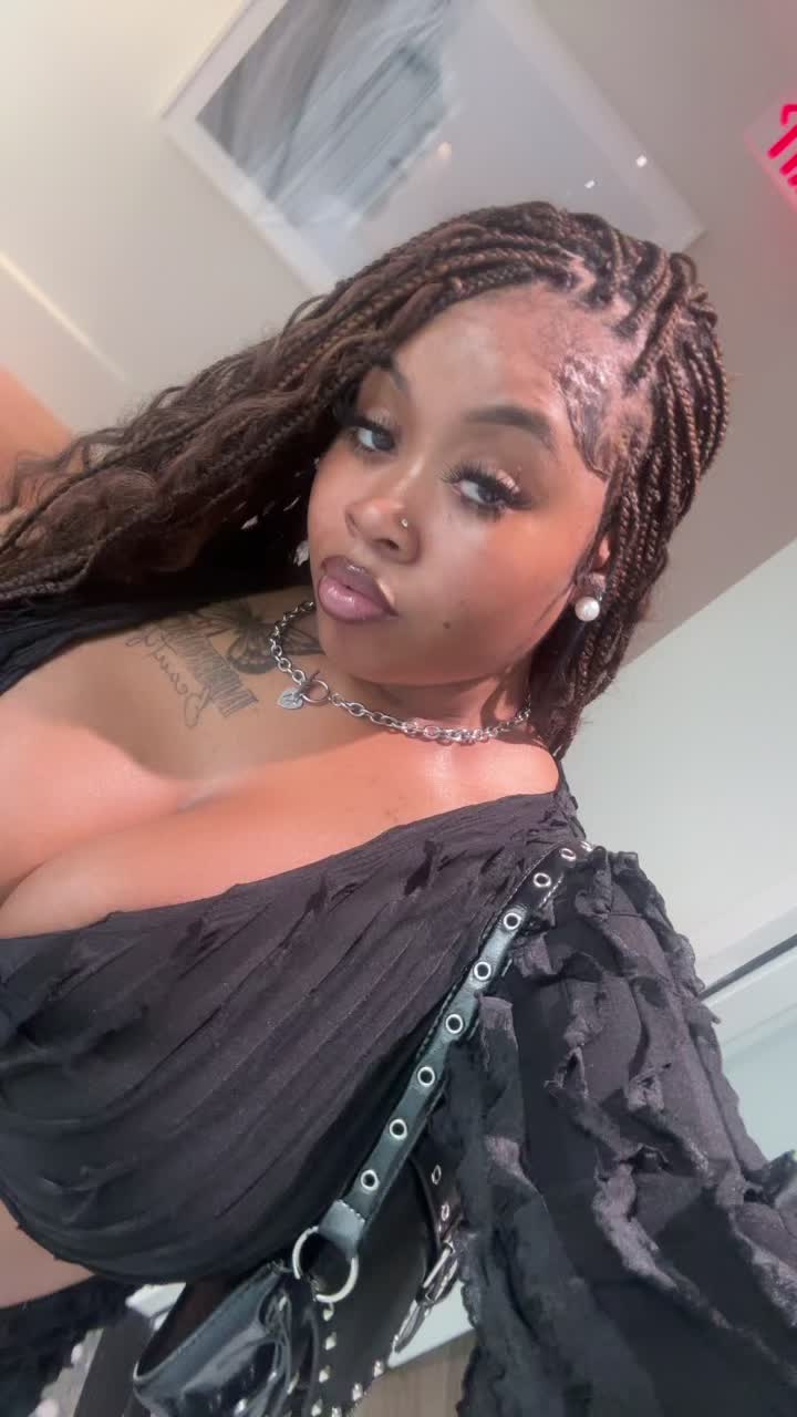 @Nimarie😉.