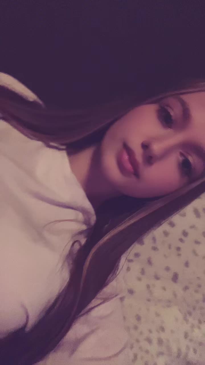 @🫐
