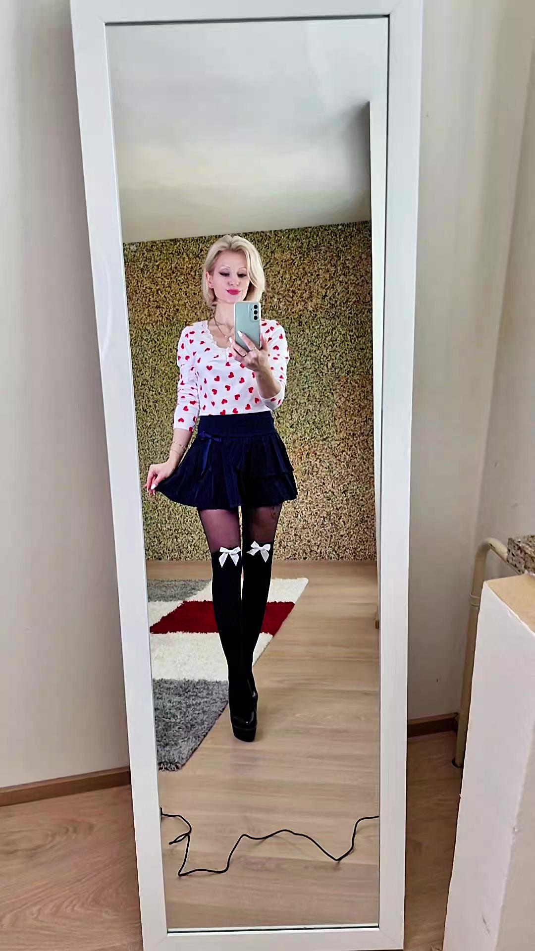 @Малышка💘