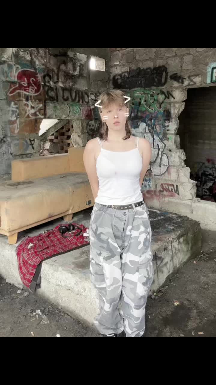 @Juniaa